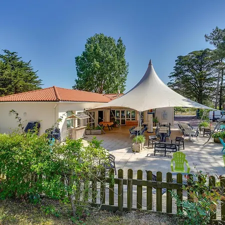 Awesome In * La Faute-sur-Mer